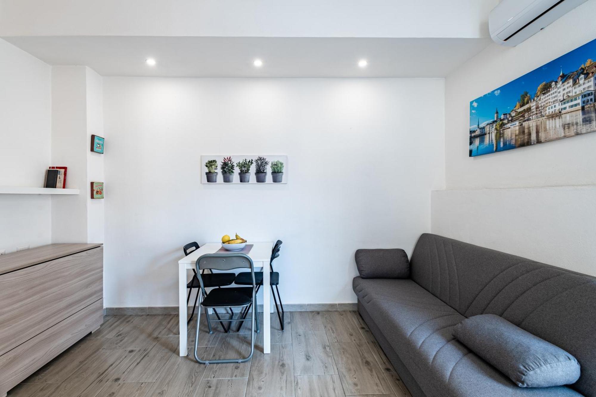 Paolo'S House Apartment Каляри Екстериор снимка